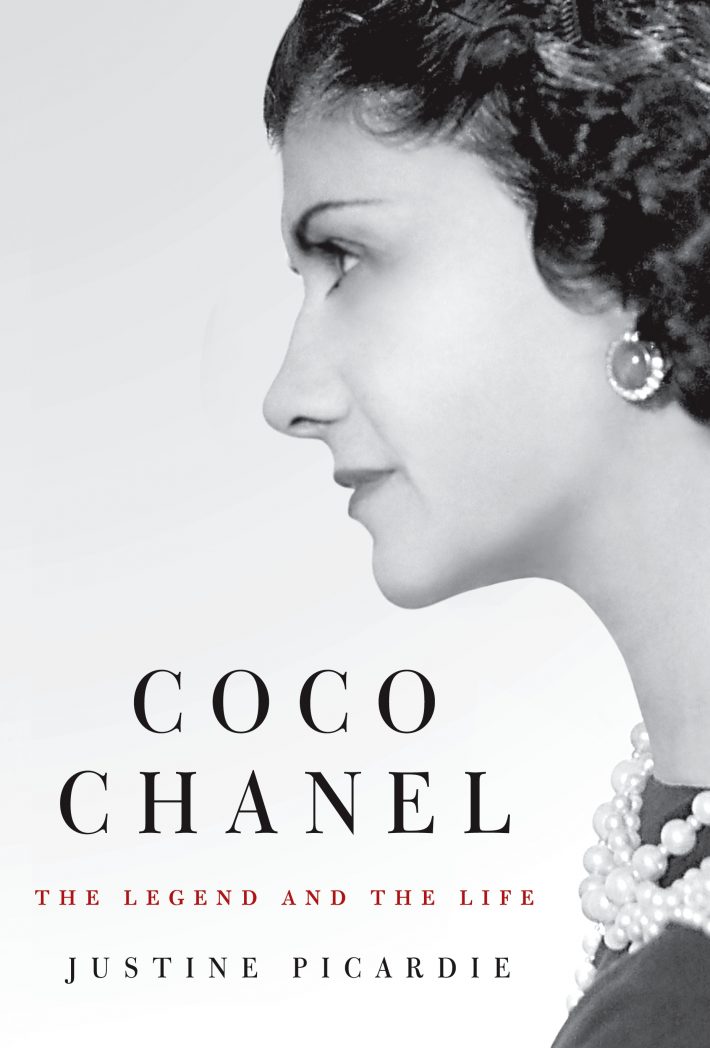 Από την Coco στη Jackie: Γυναίκες - είδωλα που άλλαξαν τη μόδα και άφησαν εποχή