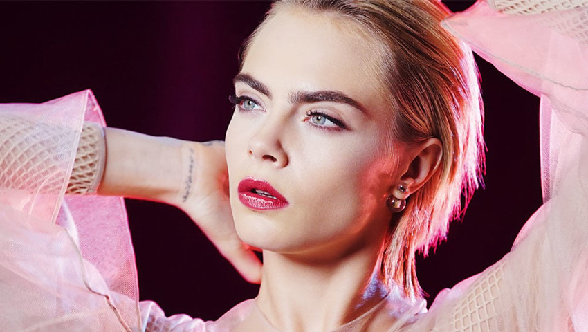 Be Dior, Be Pink: H Cara Delevingne κάνει τάση το ροζ στα χείλη
