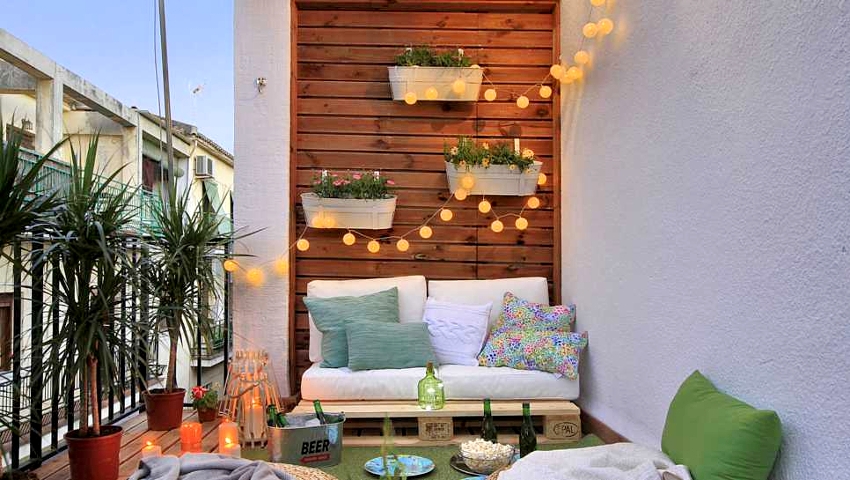 Πώς να μετατρέψεις το μπαλκόνι σου στον πιο όμορφο καλοκαιρινό κήπο