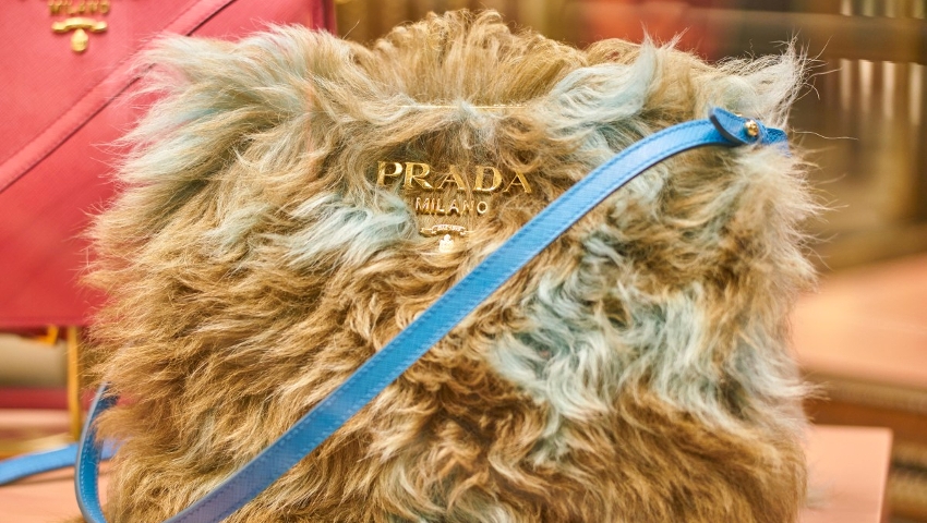 Μπράβο τους! Μετά την Gucci, Burberry και Versace, τώρα και η Prada στο κίνημα fur free