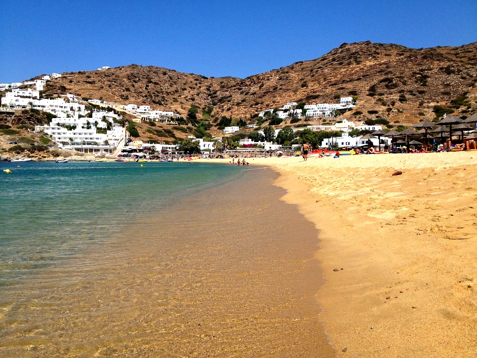 24 ώρες πάρτι: Το ελληνικό νησί που είναι ο Νο1 προορισμός στις ηλικίες 18-25 (Pics)