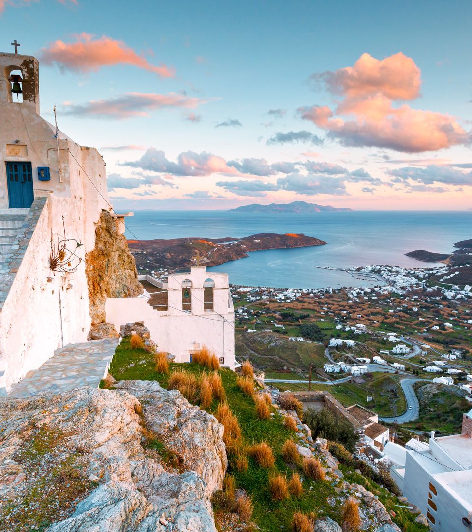 Τα πιο οικονομικά: 7 ελληνικά νησιά που θα 'χεις και του πουλιού το γάλα, με λίγα λεφτά