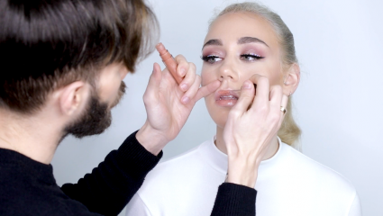 Petro’s vlog #3: Makeup look με διαμάντια εμπνευσμένο απο… disco