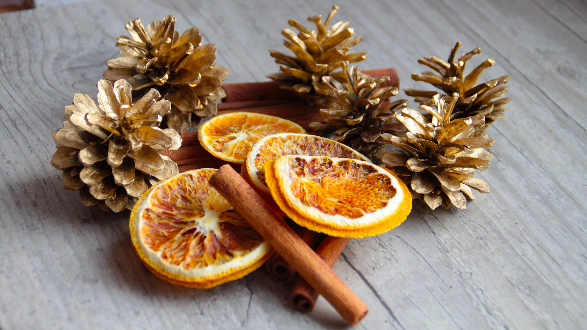 Πορτοκάλια, κανέλλες και BOOM! Φτιάξε τα πιο πρωτότυπα χριστουγεννιάτικα στολίδια