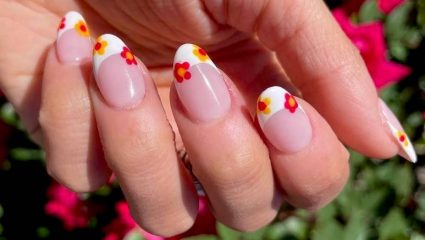 Floral nails | Φτιάξ’ τα μόνη σου με ένα τσιμπιδάκι μαλλιών